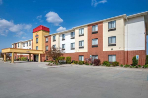 Comfort Suites Merrillville near US 30  Меррилвилл